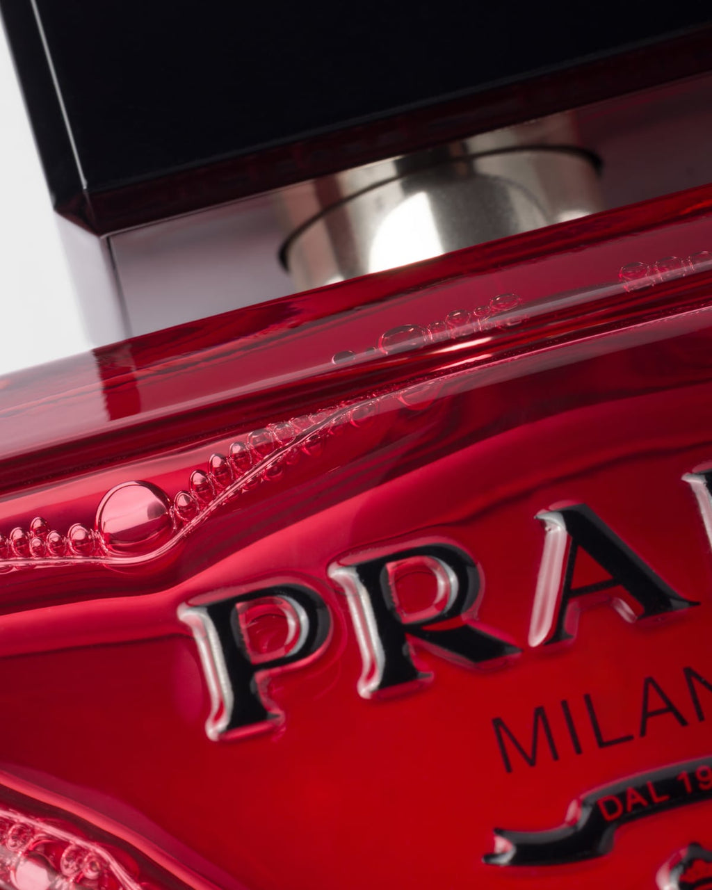 Prada Paradoxe Radical Essence Refillable Parfum Spray 90 ML
